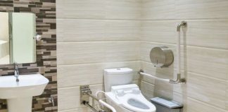 uchwyty do łazienki dla niepełnosprawnych